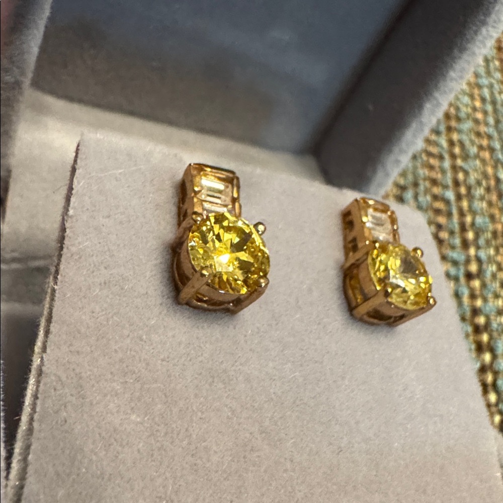 3098 Swarovski Crystal Elements Post Earrings - image 2